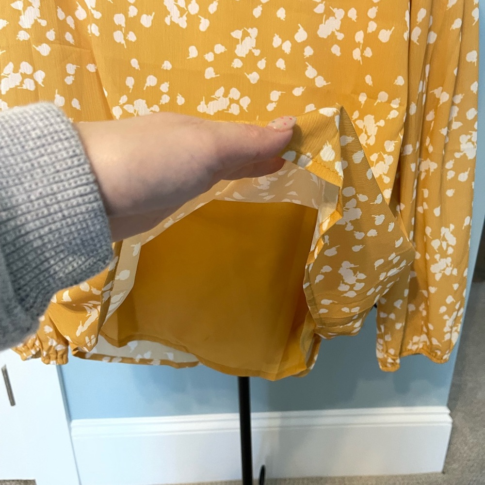 NWOT 🌞BOUTIQUE TOP! SIZE L! 🌞 - Picture 3 of 6